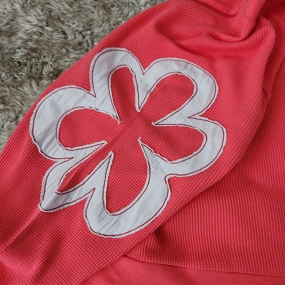 Free People Intimately FP BFF Lounge Set in Kiss Kiss Combo Red - Picture 7 of 10